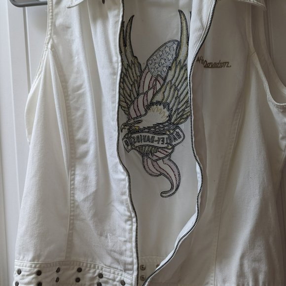 Harley Davidson Ladies White Sleeveless Cotton Vest with Eagle Applique on Back - Picture 4 of 4